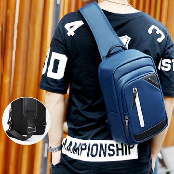 Men Chest Pack Shoulder Bag Business Leisure Crossbody Bags with External USB Charging Port